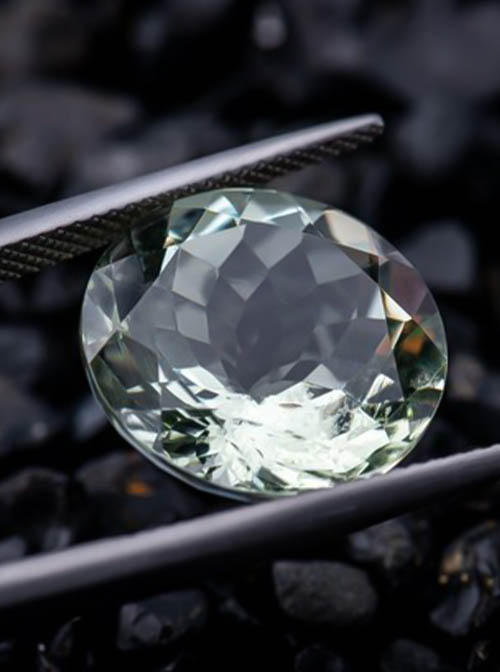 Banner Varnick Gems Contact 1